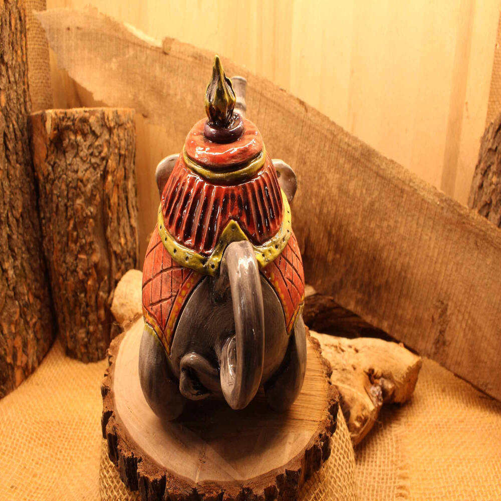 Handmade Elephant Teapot – Functional Ceramic Art